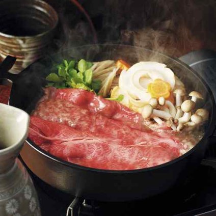 熊本県産 くまもとあか牛 肩ロース すき焼き 600g 赤身 和牛 国産 熊本 阿蘇 褐毛和種 贈り物 贈答 ギフト 御祝 内祝 お取り寄せ グルメ 牛肉 しゃぶしゃぶ 贅沢 ヘルシー 厳選 肉