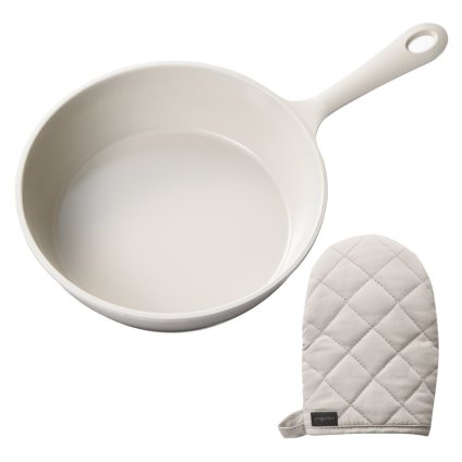 プレフェリート アルミスキレット･ミトンセット グレージュ  ／フライパン 調理器具 キッチン用品 敬老の日 プレゼント ギフト お彼岸 お供え 秋 2026 送料無料 ギフト プレゼント プチギフト 内祝い 快気祝い 出産祝い 結婚祝い 引出物 新築祝い お返し