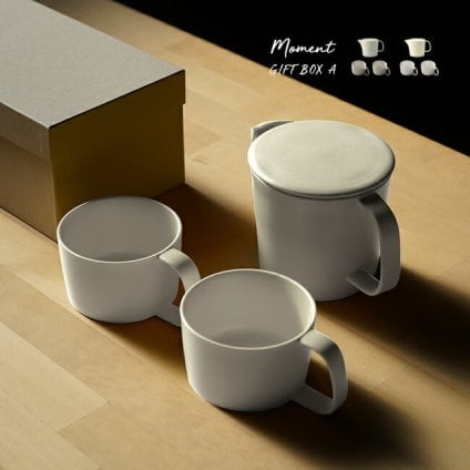 KONARE moment GIFT BOX A[モーメント ポット 470ml カップ 235ml ギフトセット 美濃焼 磁器 ギフト セット 急須 ティーポット おしゃれ 和モダン 洗いやすい 食洗機対応 茶こし付き] 即納