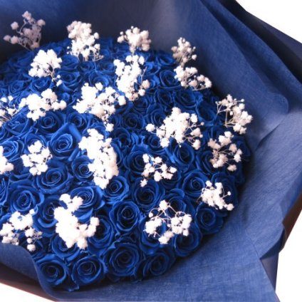 プロポーズ 青バラ 花束 108本 カスミ草 枯れない プリザーブドフラワー使用 ◆誕生日プレゼント・プロポーズ・記念日のギフトにピッタリ♪ご希望日にプレセント先にお届け可能です
