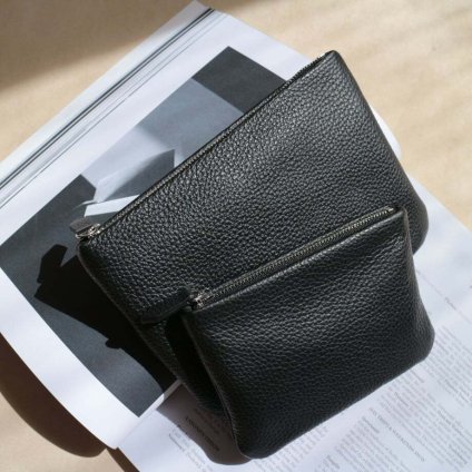 【ポーチL】父の日 母の日 誕生日 名入れ ギフト プレゼント クリスマス 日本製 ホワイトデー バレンタイン 結婚記念日 記念日 結婚祝い 就職祝い 入学祝い 卒業祝い 退職祝い 還暦祝い 出産祝い お返し お礼 お祝い 御祝い 新生活 成人祝い 昇進祝い 送別会 贈り物 女性 男性 彼女 妻 送料無料 友達 20代 30代 40代 50代 彼氏 人気 おしゃれ 本革 ポーチ