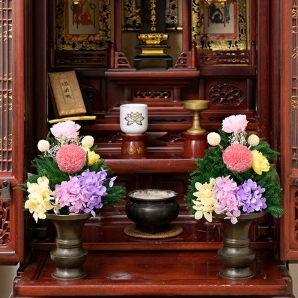 プリザーブドフラワー 御仏壇用お供え花 大[日本製 仏花 お花 新盆 お盆 お供え 仏壇 供物台 供養 仏壇用 法事 葬式 お葬式 通夜 お通夜 華やか おしゃれ 水やり 不要 アレンジメント 夏 飾る 弔事 仏前 供物 小さい]