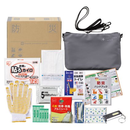 サコッシュ防災セット ／防災セット・非常用持ちだし袋 防災関連グッズ 日用品・ヘルスケア お中元 御中元 ギフト 夏ギフト 暑中見舞 残暑見舞 時期 いつ お礼 お返し グルメ のし お盆 初盆 新盆 お供 御供 ギフト 2026 送料無料 ギフト プレゼント プチギフト 内祝い 快気祝い 出産祝い 結婚祝い 引出物 新築祝い お返し