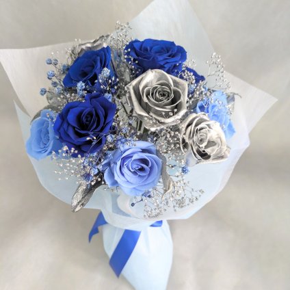 プリザーブドフラワー12輪花束／青い薔薇と空色ローズとシルバーローズの輝き（フラワーケースと花束スタンドはオプション購入可能）