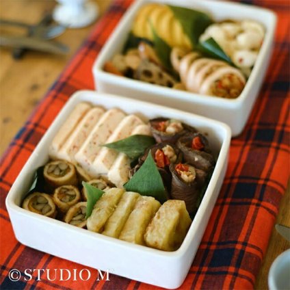 studio m’ スタジオエム 白雪 お重 二段重[陶器 重箱 お重箱 二段 正方形 角型 器 食器 電子レンジ対応 和食 盛り付け皿 盛り付け お皿 深皿 おせち料理 日本料理 和モダン おしゃれ オシャレ] 即納