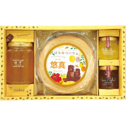 山田養蜂場 はちみつバウムギフトセット お名入れ [26-7019-026] SDY-BKAH バウムクーヘン 蜂蜜 はちみつ漬 焼き菓子 洋菓子 スイーツ 子供 かわいい 出産内祝い 内祝い ギフト