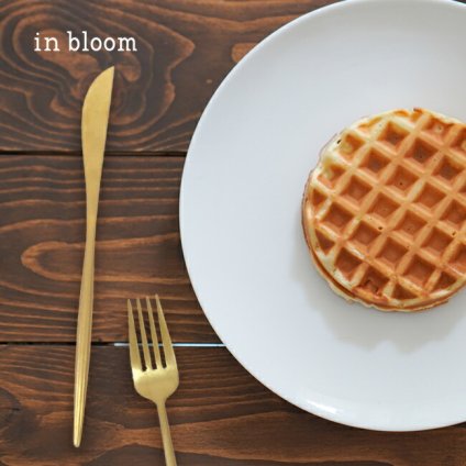 即納 ◎in bloom インブルーム ステンレス ディナーナイフ[ナイフ ゴールド かわいい おしゃれ シンプル 肉料理 魚料理 カフェ カトラリー カフェ風 おうちカフェ 喫茶店 食事 食卓 来客用 来客 ディナー]
