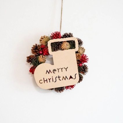 木製〈オーナメント〉プレート No.01［Merry Christmas］クリスマス 靴下 くつした 長靴 ながぐつ ベビーオーナメント レターバナー 雑貨 赤ちゃん キッズ グッズ アイテム sns インスタ映え アート 飾り 撮影 小物 飾り付け 記念写真