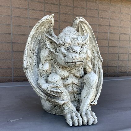 【ヨーロッパの伝統的な魔除け】ガーゴイル 樹脂製 おすわり お家を守る 魔除け デビル ガーデニング ガーデン 雑貨 オーナメント おしゃれ 置物 ギフト対応 あす楽 インテリア雑貨 ガーデニング雑貨 送料無料