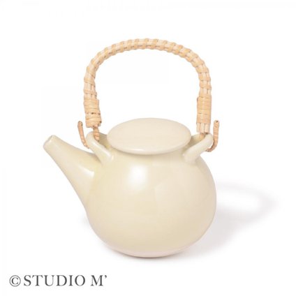 studio m’ スタジオエム なつめ 土瓶[急須 おしゃれ ティーポット 土瓶急須 和食器 日本製 陶器 かわいい 小さめ ミニ ポット 電子レンジ対応 来客用 お茶 煎茶道具 紅茶 ティータイム 籐 ハンドル 持ち手 ナチュラル]