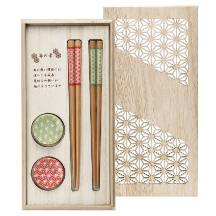 麻の葉 箸箸置揃(木箱入)  ／箸 箸・カトラリー キッチン用品 敬老の日 プレゼント ギフト お彼岸 お供え 秋 2026 送料無料 ギフト プレゼント プチギフト 内祝い 快気祝い 出産祝い 結婚祝い 引出物 新築祝い お返し
