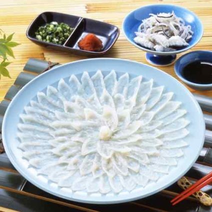 とらふぐ 刺身 セット 冷蔵 高級 極上 ふぐ刺し 鮮魚 贅沢 お取り寄せ ギフト 贈答 絶品 本格 コリコリ食感 旨み ふぐ料理