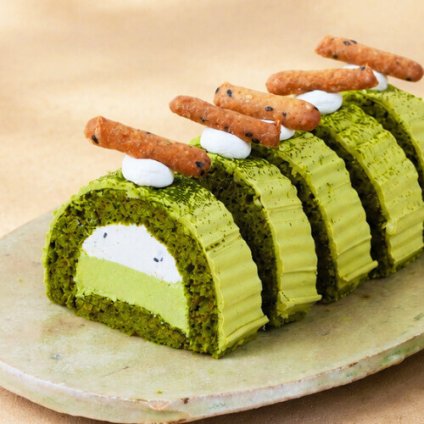 【限定品】挽茶香るごまの米粉クリームケーキ（カット済）【卵乳製品不使用】【直送品F】