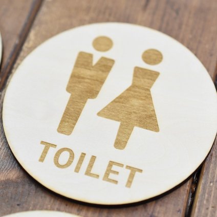 トイレ プレート トイレマーク 木製ドアサイン 丸型 直径9cm 男女 TOILET 御手洗 便所 インテリア レストルーム デザイン おしゃれ ピクトサイン レーザー彫刻
