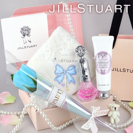 JILL STUART(ジルスチュアート) 【ミ二くまギフトセット】ハンカチ＆ハンド・ネイルケア ギフトセット ミニくまチャーム付き (ホワイトフローラル ハンドクリーム + ネイルオイル Ｎ01 + ハンカチ + くま）
