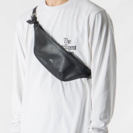 アーペーセー A.P.C. PUAAT H62215 ボディバッグ メンズ バッグ クロスボディ カジュアル ウエストポーチ ロゴ ギフト プレゼント 誕生日 記念 アウトドア ベルトバッグ sac ceinture nino ブラック
