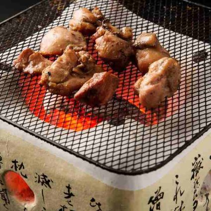 土佐はちきん地鶏 もも肉 500g 炭焼き用 鶏肉 鳥肉 地鶏 高知県産 国産 冷凍 ギフト 贈答 お取り寄せ グルメ 高級 プレミアム バーベキュー BBQ 焼肉 おつまみ お中元 お歳暮 父の日 プレゼント 内祝