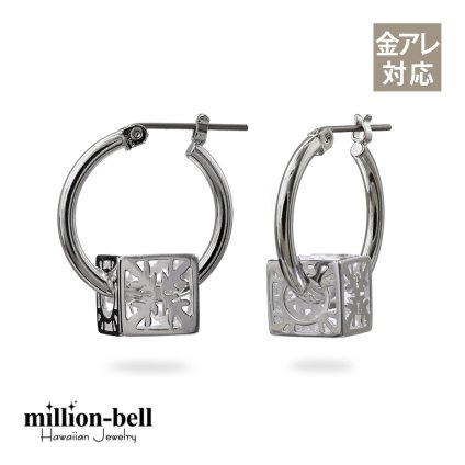 ハワイアンジュエリー ピアス 金属アレルギー対応 純チタンポスト シルバー925 キルト キューブ チャーム フープピアス クロッシングピアス 20G(ゲージ) 幅20mm レディース 誕生日 プレゼント ハロウィン 【品番：HE-SP35801】