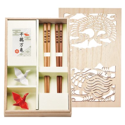 千鶴万亀(木箱入)  ／箸 箸・カトラリー キッチン用品 敬老の日 プレゼント ギフト お彼岸 お供え 秋 2026 送料無料 ギフト プレゼント プチギフト 内祝い 快気祝い 出産祝い 結婚祝い 引出物 新築祝い お返し