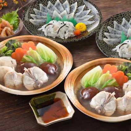 関とら本店 とらふぐ 刺身 ちり鍋 セット 2人前 とらふく 刺し身 てっさ てっちり 個食鍋 300g 15g ふぐ皮 塩辛 ふくポン酢 レンジで簡単 電子レンジ 温めるだけ 一人鍋 お一人様 鍋セット ふぐ鍋 詰め合わせ 下関