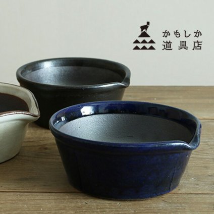 かもしか道具店 すりバチ 大[溝がない すり鉢 溝が無い すりばち 片口 溝 和食 食卓 下ごしらえ 和え物 料理 ごま 擦る 器 食器 釉薬 陶器 焼き物 和モダン おしゃれ キッチン用品 調理器具] 1-2W