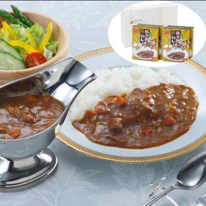 岡山 桃太郎カレー ビーフカレー 中辛 4箱セット 岡山県産 白桃 桃 フルーツカレー ご当地カレー 高級 レトルトカレー ギフト 贈り物 内祝い お中元 お歳暮 熨斗 詰め合わせ 常温 保存食 国産 牛肉 贅沢 グルメ
