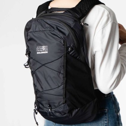 MM6 × SALOMON エムエム6 エムエムシックス サロモン コラボ AVP XT-15 レインカバー SB5WA0013 P5782 バックパック リュックサック ユニセックス バッグ 20L