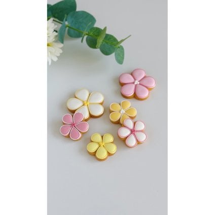 お花クッキーセット（3枚）お誕生日 記念日 結婚祝い 出産祝い 退職・送別 卒業・入学祝い 発表会 推し活 お礼・Thank youギフト ウェディング 周年祝い 開店・開業祝い