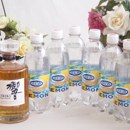 家飲みを、バーカウンターへ ハイボールウイスキー7本セット(響 ジャパニーズハーモニー43度 ウィルキンソン炭酸レモン) 700ml×1本 500ml×6本