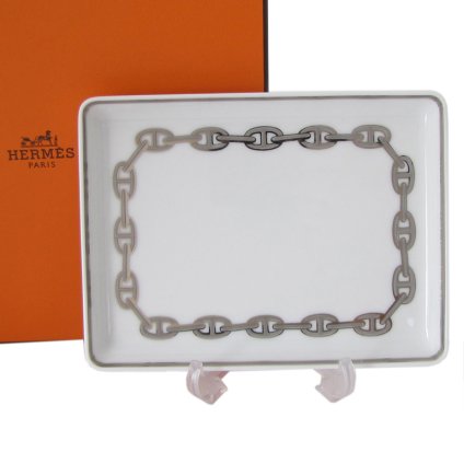 エルメス 食器 HERMES シェーヌダンクル プラチナ 004189P 16cm×12cm スクエアプレート 寿司 すしプレート 洋食器 4189P 誕生日 還暦祝い 結婚祝い 結婚式 バレンタイン 高級 ホワイトデー 父の日 母の日【スペシャルラッピング660円(別売り)】 即日発送