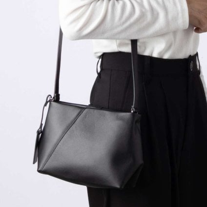 エムエム6 MM6 Maison Margiela メゾンマルジェラ Japanese FOLDED J SHOULDER BAG ジャパニーズ フォルデッド ショルダーバッグ SB5ZH0032 P8805 ユニセックス バッグ