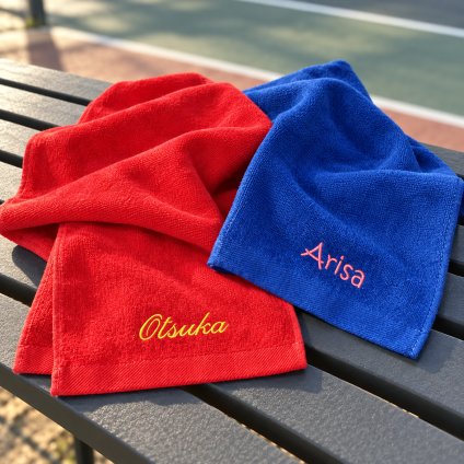 【名入れ 刺繍】名前入り マフラータオル《ネーム》(タオル 名入れタオル スポーツタオル スポーツ 部活 クラブ チーム 体育祭 卒団記念 記念品 卒園 イベント プレゼント ギフト かっこいい シンプル オリジナル 無地 野球 サッカー バレー バスケ マラソン)56