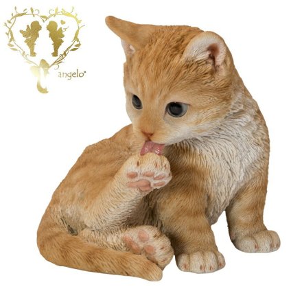  【後ろ足をなめる茶トラ猫】CAT　リビング　玄関　ガーデン 雑貨 オーナメント  おしゃれ置物 樹脂 お出迎え  おうち時間 WooBia