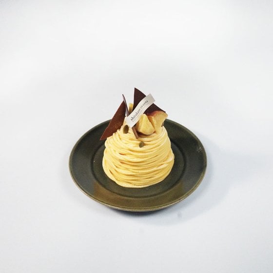 shirokane sweets TOKYO  幻のさつまいも シルクスイートのモンブラン　3号