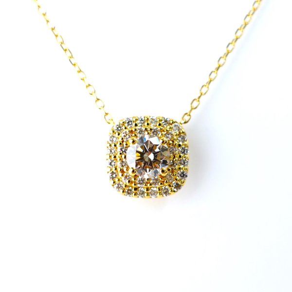 送料無料】K18YG 0.75ct スクエアモチーフ ダイヤモンドネックレス 