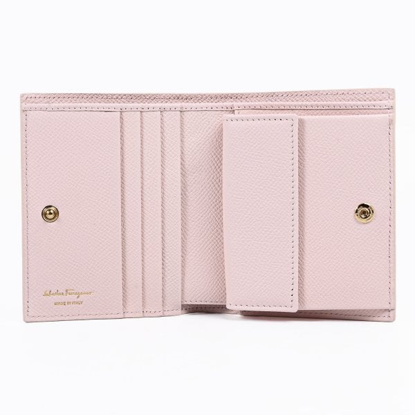 S*D様 Salvatore Ferragamo ピンク二つ折り財布 S*D様 Salvatore Ferragamo ピンク二つ折り財布 S*D様 Salvatore