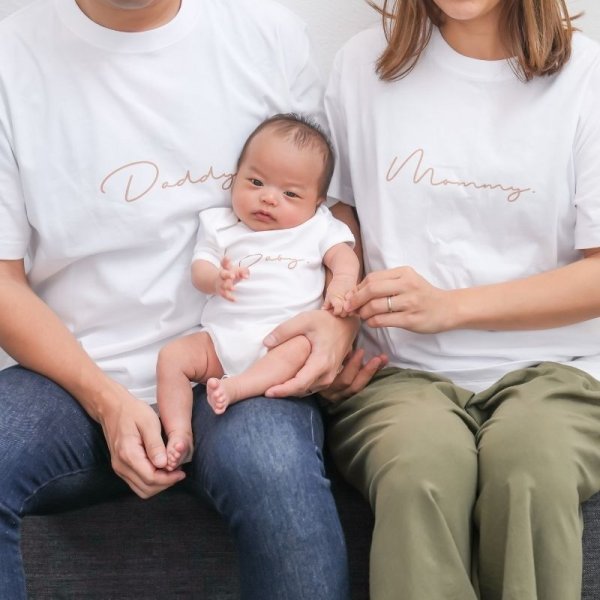 名入れ ／ ファミリー Tシャツ 3枚セット（ Tシャツ2枚 + ロンパース