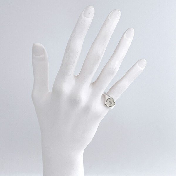 グッチ GUCCI 645544 J8410 1184 13号 インターロッキングG ハート 