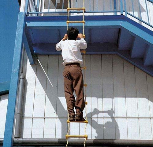 ヤツヤ式縄ばしご 8m [ はしご 梯子 縄 緊急時 緊急事態 非常用 救助