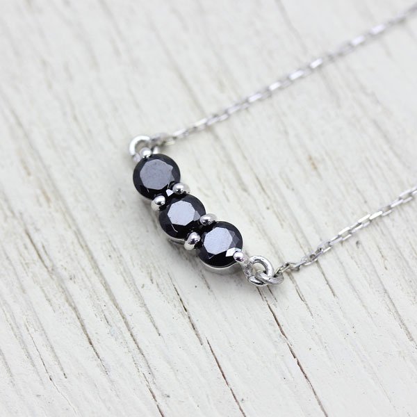 ネックレス プラチナ PT900 ブラックダイヤモンド 3石 0.3ct 