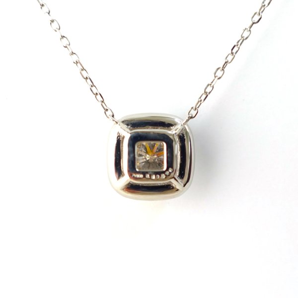 送料無料】Pt900 0.75ct スクエアモチーフ ダイヤモンドネックレス 