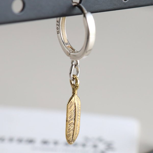 金のフェザーがアクセントフープピアス メンズ シルバー925 羽根 片耳1