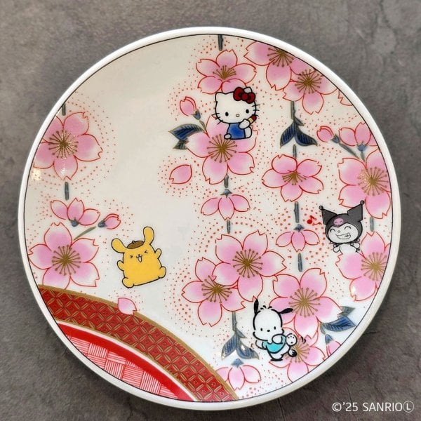 誕生日・ギフト】サンリオ 九谷焼 3寸皿 麗和コラボ 豆皿 小皿