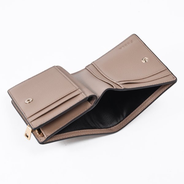 フルラ FURLA 二つ折り財布 小銭入れ付き CAMELIA カメリア コンパクト 