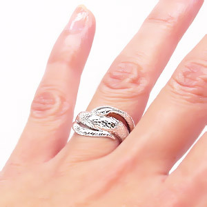 蛇 へび スネーク指輪 ダイヤモンド リング 0.01ct 18金 18k k18 