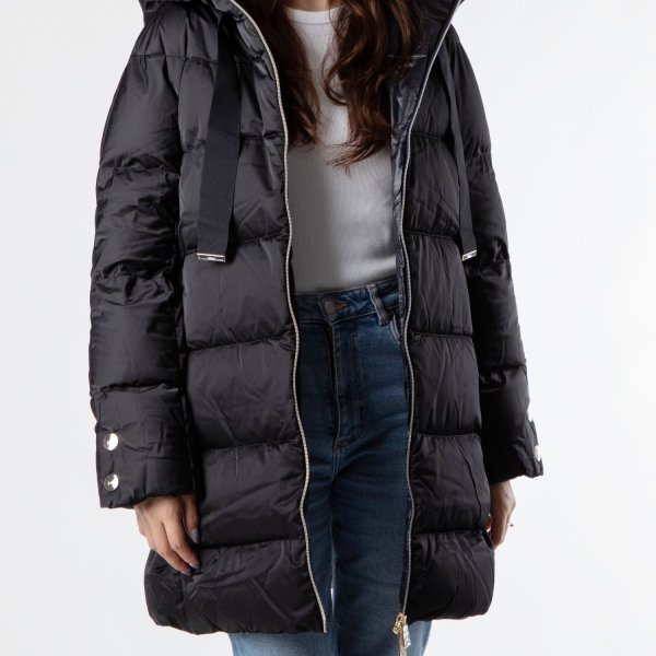 ヘルノ HERNO A-Shape エーシェイプ JACKET IN SATIN サテンAライン 