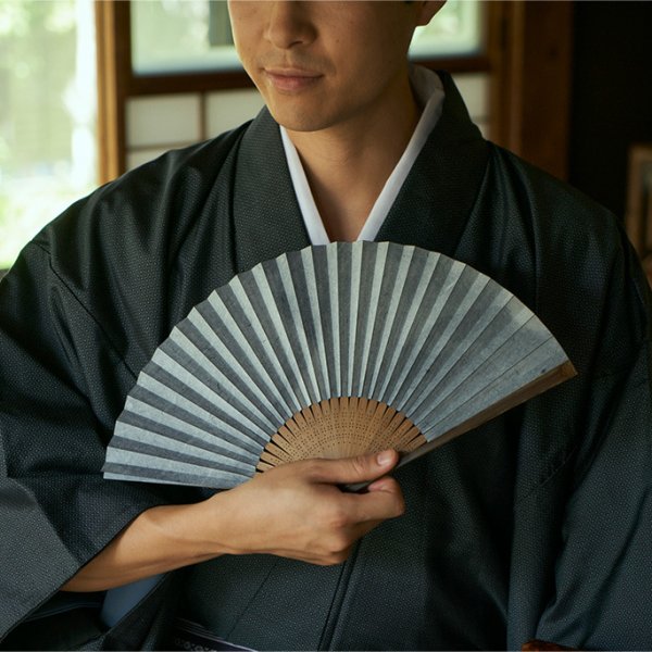 名入れ］【脇漆黒谷和紙 扇子セット】（京扇子）｜ 縁起物 伝統工芸 父