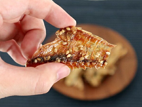 カルシウム豊富】ポリポリおいしい お魚の 骨せんべい 40g×2袋セット