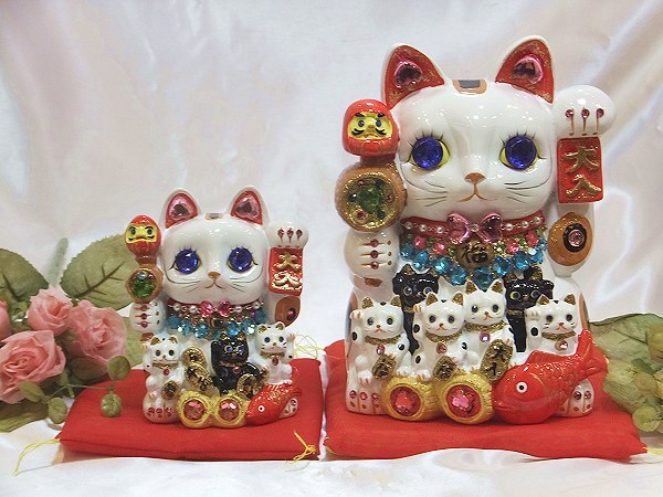 招き猫がパワーアップ！】ゴージャス デコレーション 招福招き猫：L