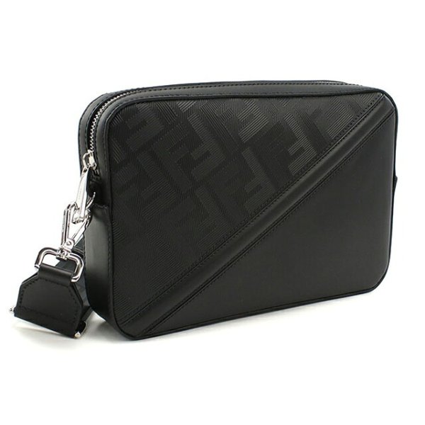 フェンディ 斜め掛け ショルダーバッグ メンズ ブランド FENDI レザー